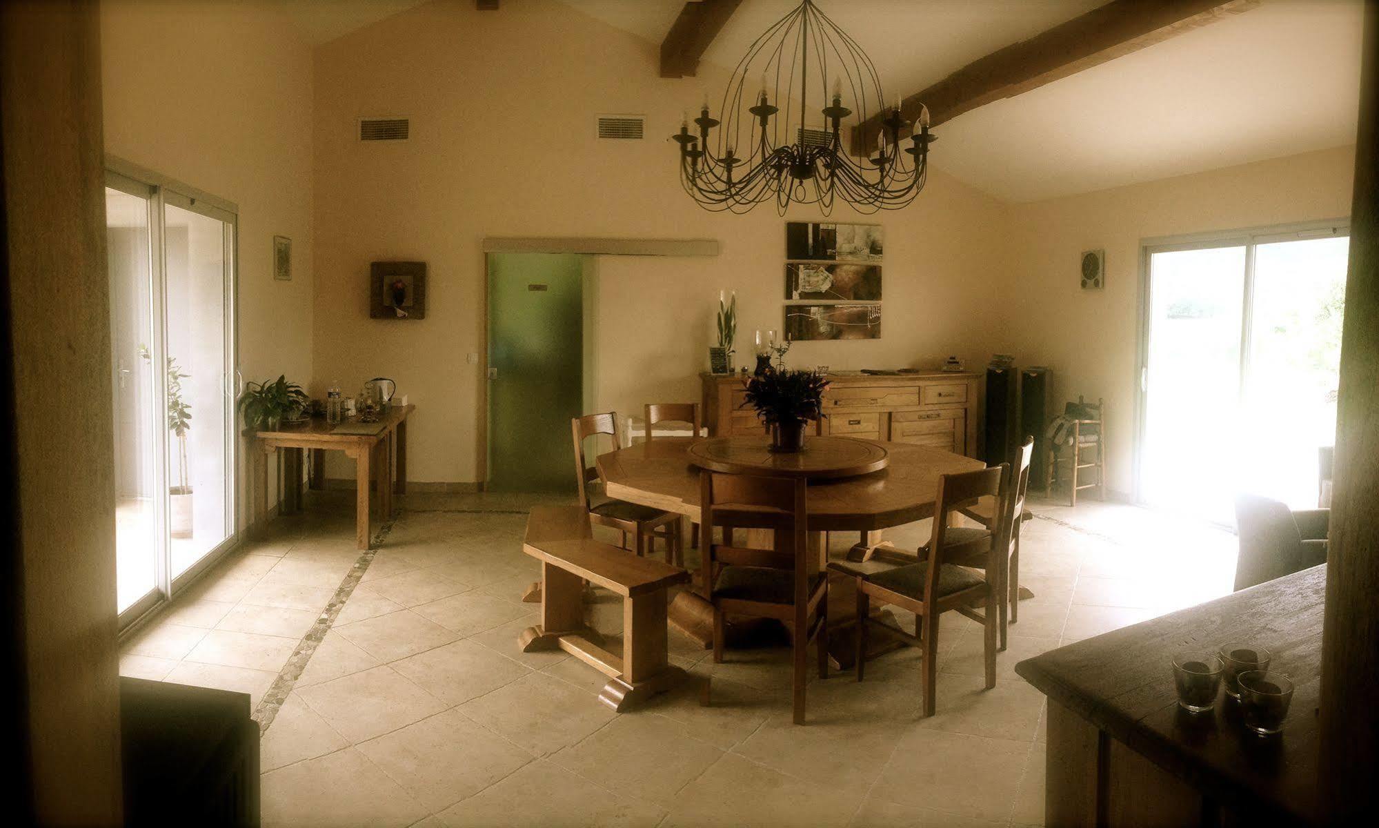 Bed and Breakfast Relais De L'Alsou- Piscine Labastide-en-Val Екстер'єр фото